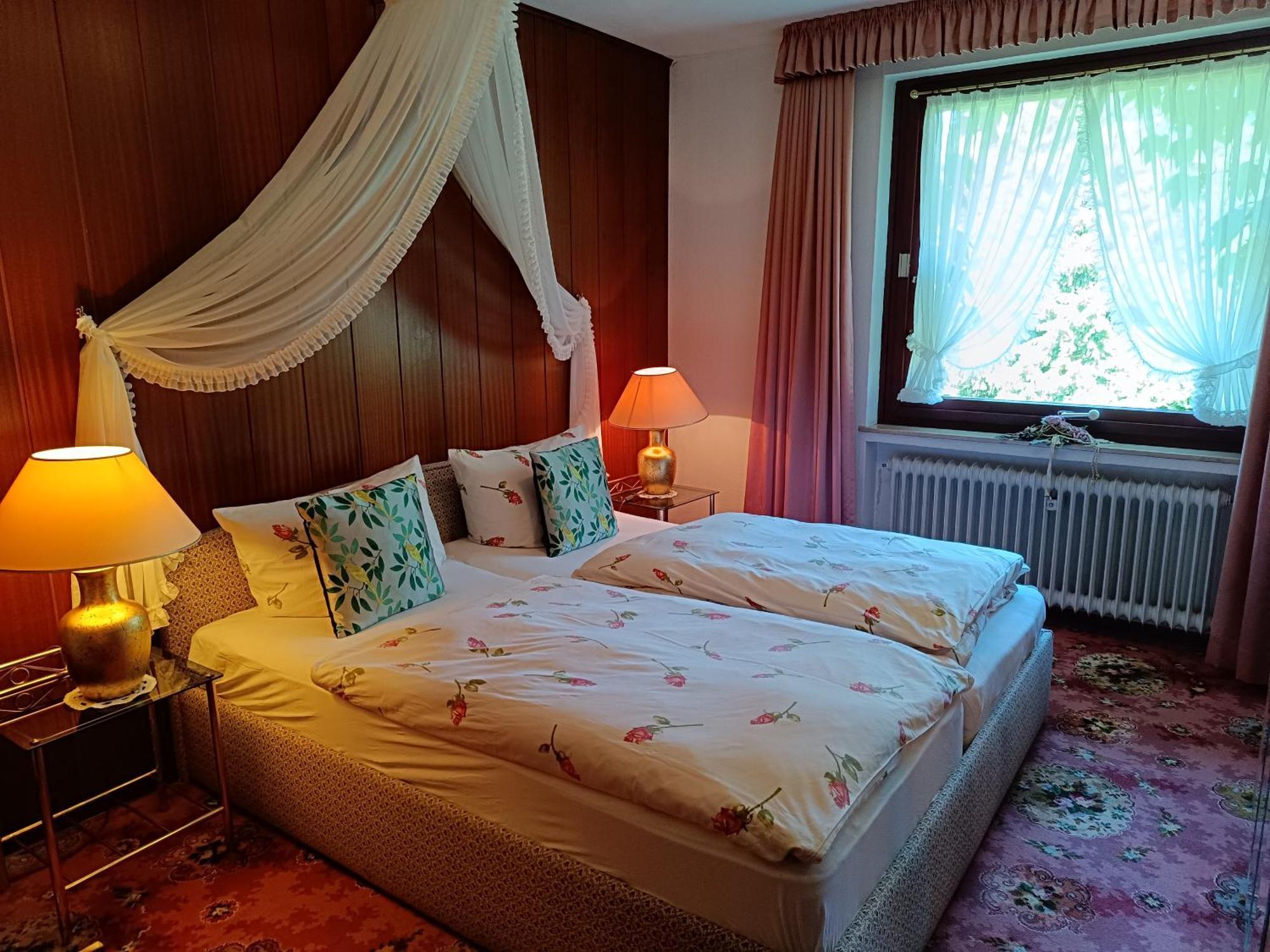 Wellness Und Romantik Hotel Helmboldt バート・ザクサ エクステリア 写真