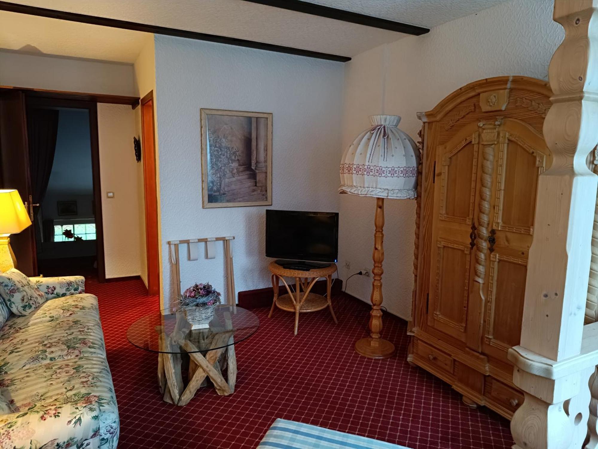 Wellness Und Romantik Hotel Helmboldt バート・ザクサ エクステリア 写真