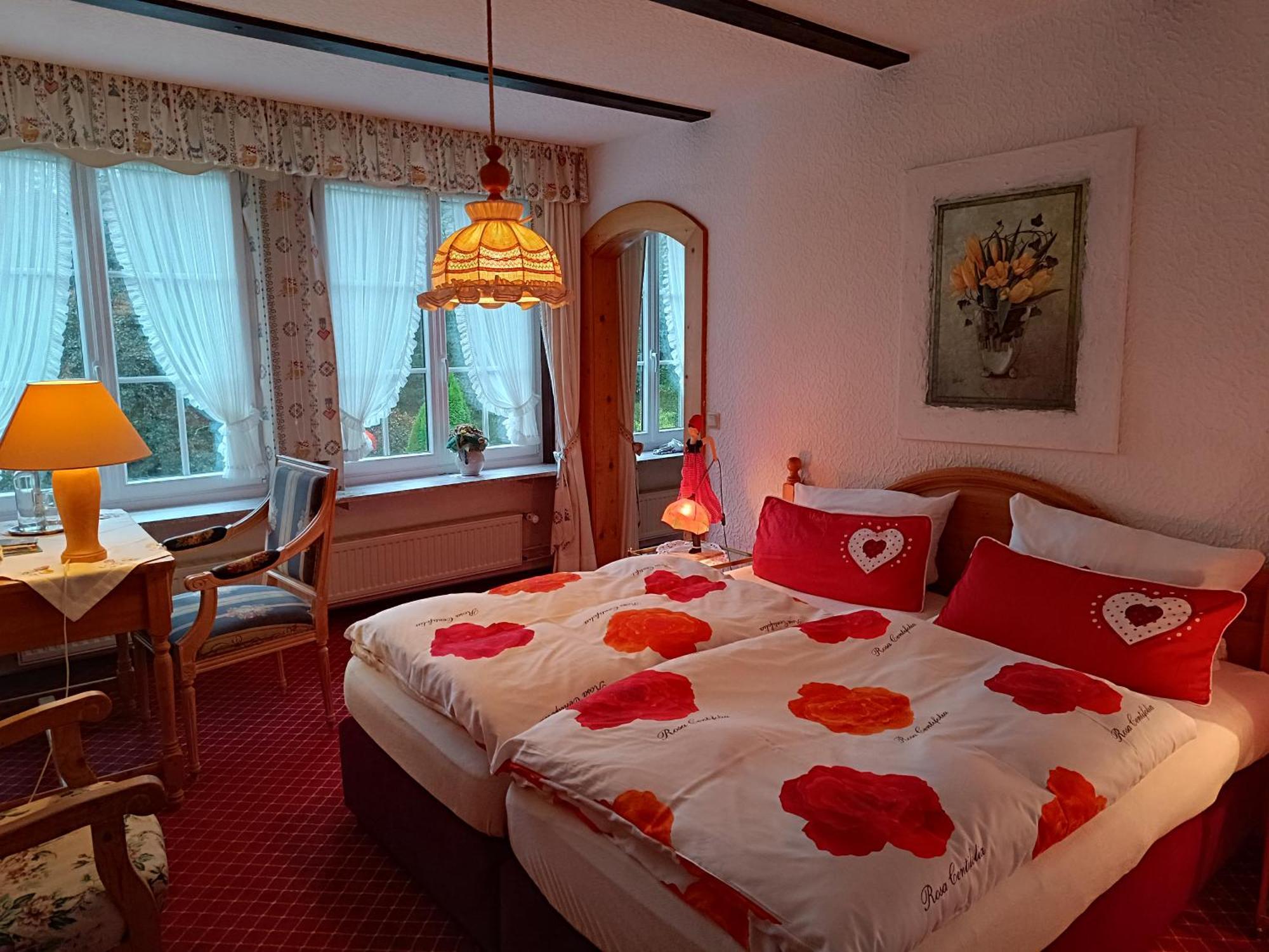 Wellness Und Romantik Hotel Helmboldt バート・ザクサ エクステリア 写真