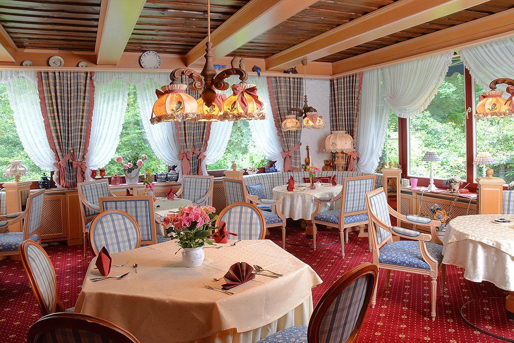 Wellness Und Romantik Hotel Helmboldt バート・ザクサ エクステリア 写真